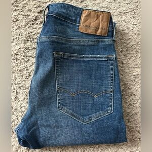 American Eagle straight jeans